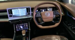 Mahindra XUV 200 